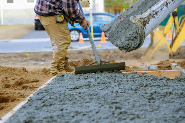Best Commercial Concrete Services in Fredonia, KS